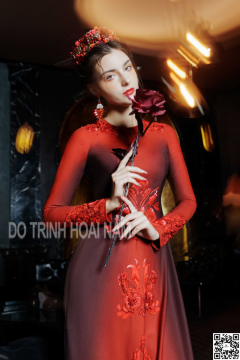 Nữ Hoàng 2