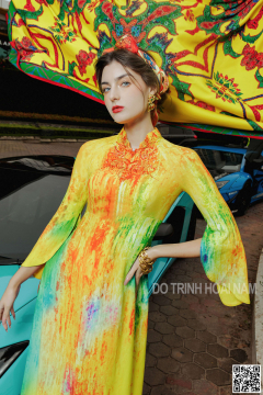 LADY 1