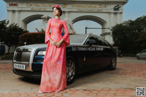 Lady 4