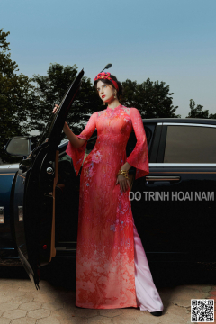 Lady 4