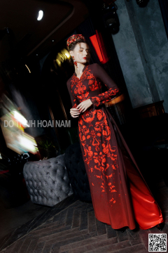 Nữ Hoàng 6